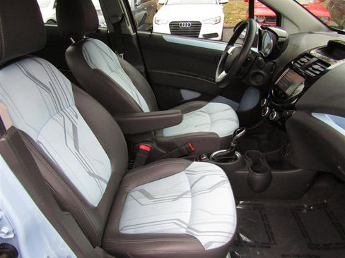 Used 2015 Chevrolet Spark LT image 29