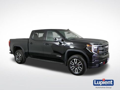 Used 2025 GMC Sierra 1500 AT4 w/ AT4 Premium Package AWD/4WD image 1