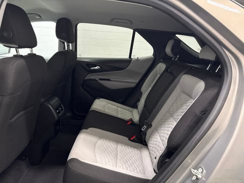 Used 2018 Chevrolet Equinox LT AWD/4WD image 31