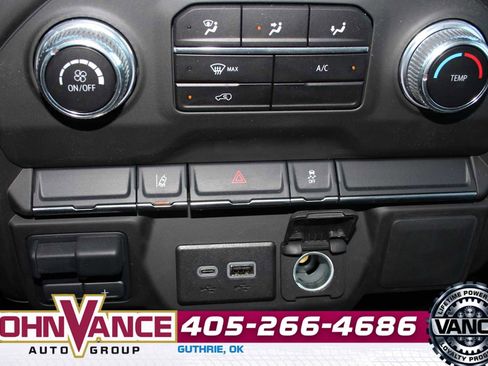 Used 2025 GMC Sierra 2500 Pro image 33