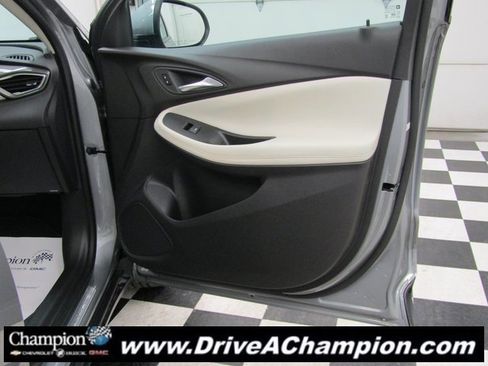 Used 2023 Buick Encore GX Essence w/ Experience Buick Package image 40