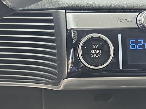 Certified 2024 Hyundai Ioniq 5 SEL RWD image 32