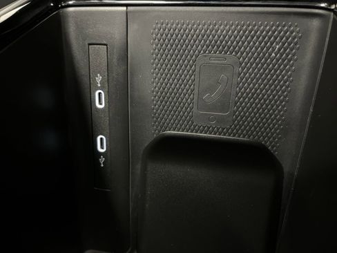 Used 2023 Volkswagen ID.4 Pro S image 25