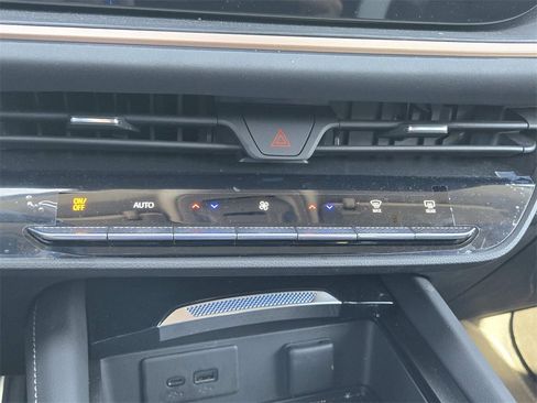 New 2025 Buick Envision Sport Touring image 23