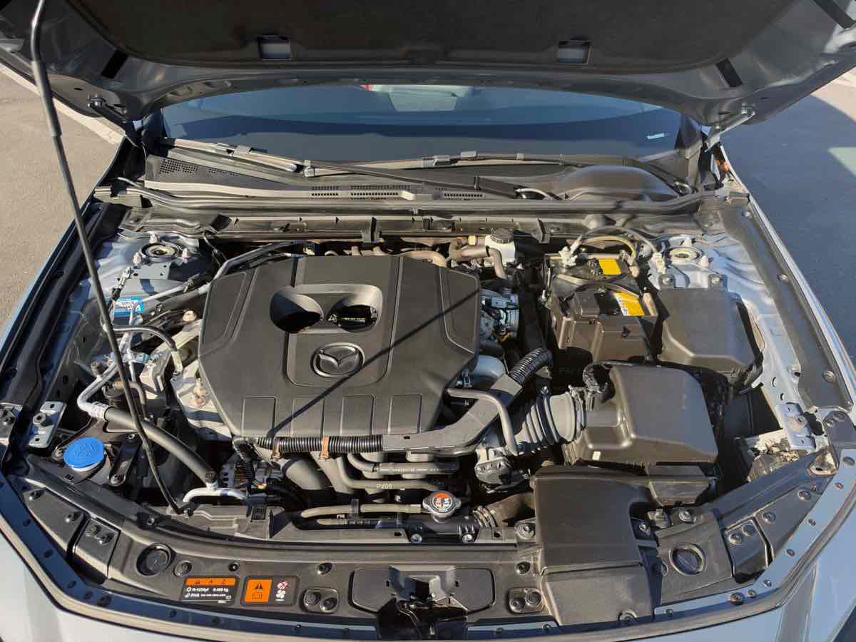 Used 2023 MAZDA MAZDA3 s FWD image 10
