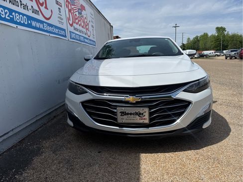 Used 2020 Chevrolet Malibu LS w/ Driver Confidence Package II image 5