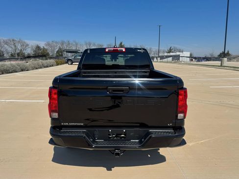 Used 2023 Chevrolet Colorado LT image 8