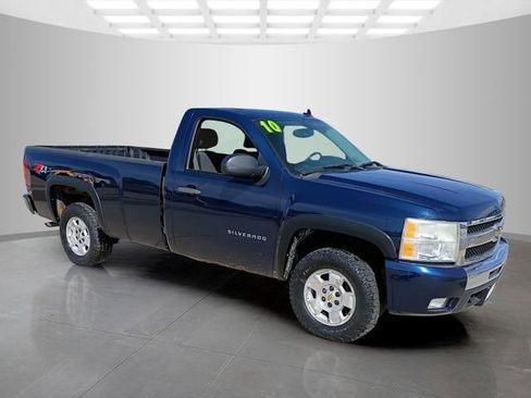 Used 2010 Chevrolet Silverado 1500 LT w/ Interior Plus Package image 2