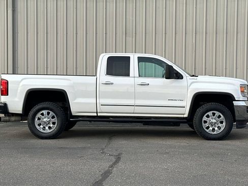 Used 2015 GMC Sierra 2500 SLT w/ Driver Alert Package image 3