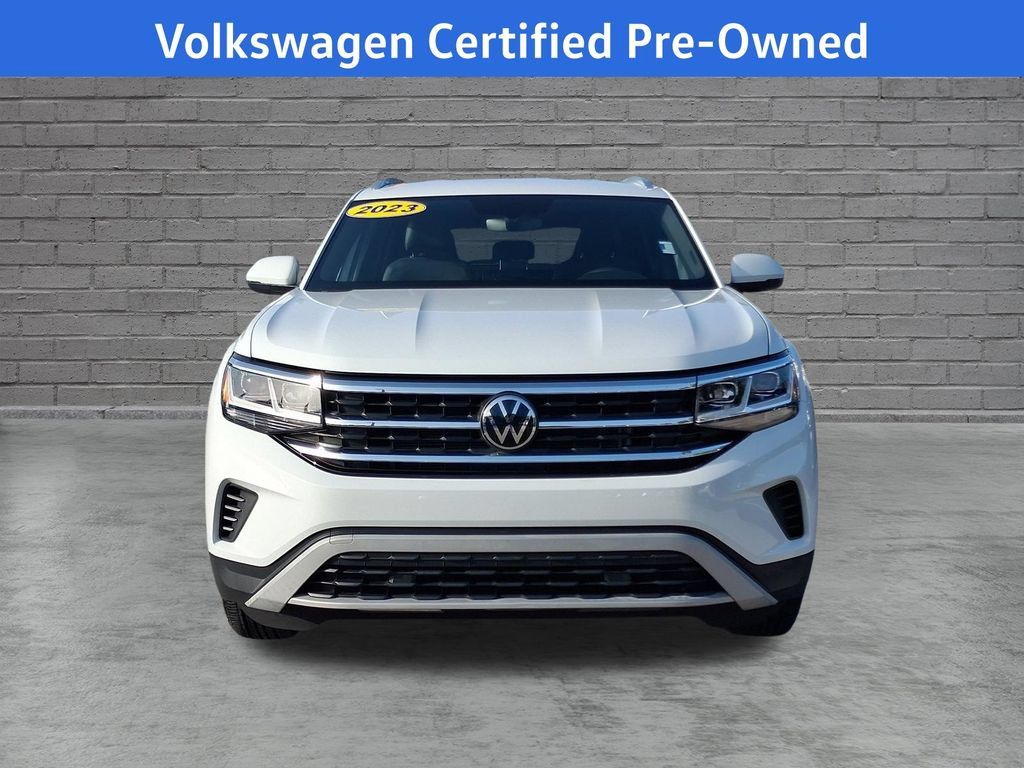 Used 2023 Volkswagen Atlas Cross Sport SE FWD image 2