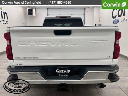 Used 2023 Chevrolet Silverado 2500 LT image 4