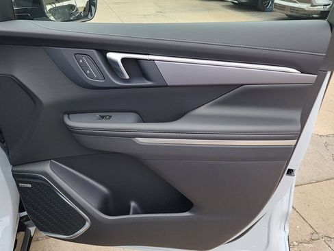 New 2026 Buick Enclave Sport Touring image 39