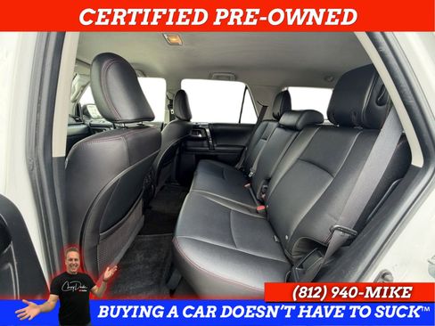 Used 2018 Toyota 4Runner TRD Off-Road Premium AWD/4WD image 17
