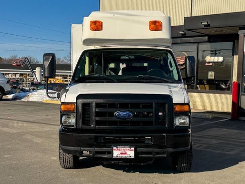 Used 2011 Ford E-350 and Econoline 350 Extended Super Duty w/ PWR Group image 15