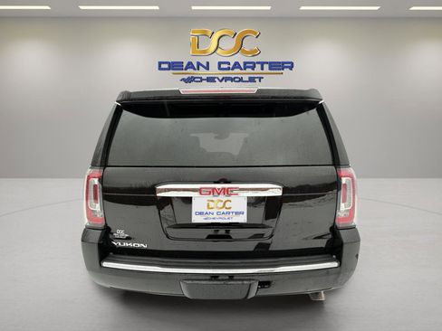Used 2016 GMC Yukon Denali image 4