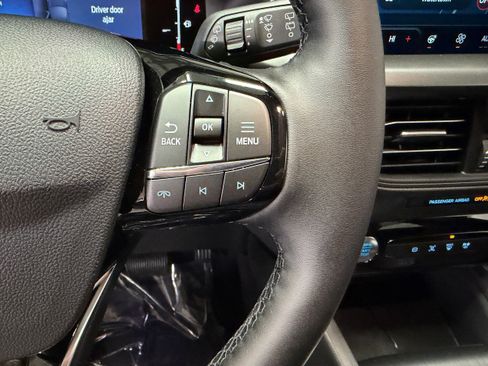 New 2026 Ford Escape SE FWD image 15