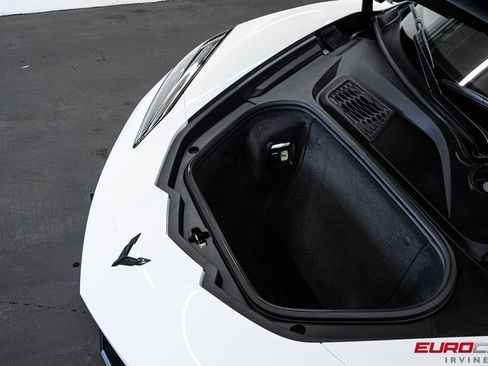 Used 2024 Chevrolet Corvette Stingray Convertible w/ 1LT RWD image 12