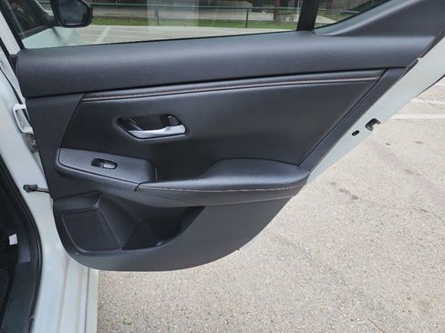 Used 2021 Nissan Sentra SR FWD image 29