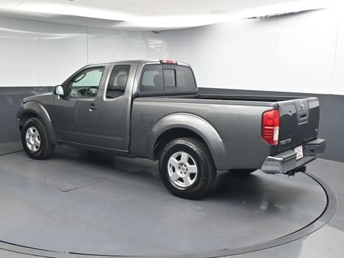 Used 2007 Nissan Frontier SE w/ SE Value Truck Pkg RWD image 5