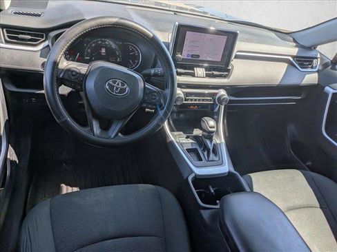Used 2023 Toyota RAV4 LE FWD image 15