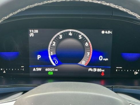 Used 2022 Volkswagen Taos SE image 34