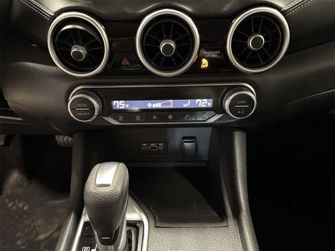 Used 2020 Nissan Sentra SV image 21