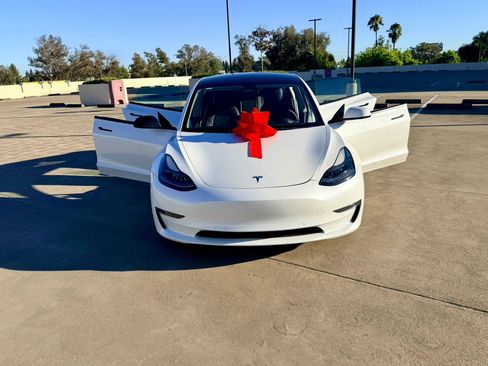 Used 2021 Tesla Model 3 Performance AWD/4WD image 40
