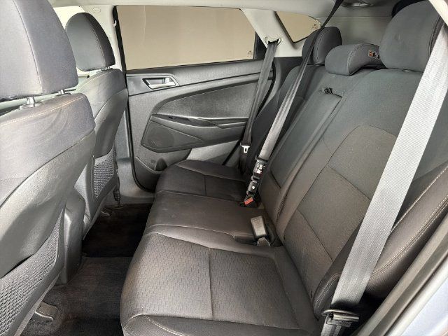 Used 2021 Hyundai Tucson Value FWD image 17