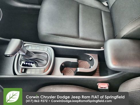 Used 2025 Hyundai Kona SEL image 29