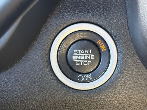 Used 2019 RAM 2500 Big Horn image 23