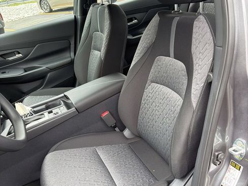 New 2026 Nissan Sentra SV FWD image 23