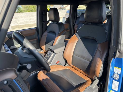 Used 2023 Ford Bronco Outer Banks AWD/4WD image 18