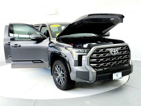 Used 2023 Toyota Tundra Platinum AWD/4WD image 9