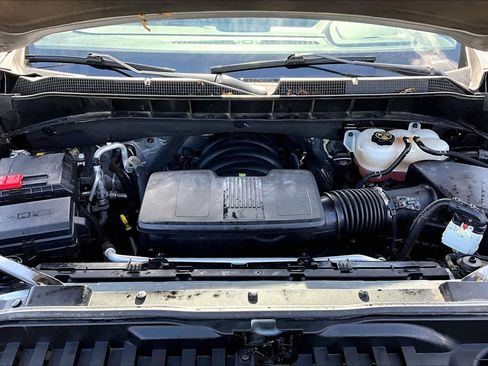 Used 2023 Chevrolet Silverado 1500 LT RWD image 32