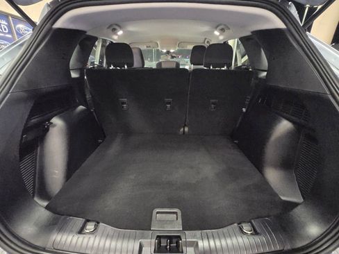 Used 2022 Ford Escape S image 8