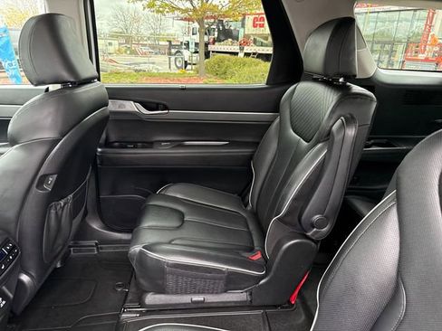 Used 2024 Hyundai Palisade SEL w/ Premium Package AWD/4WD image 21