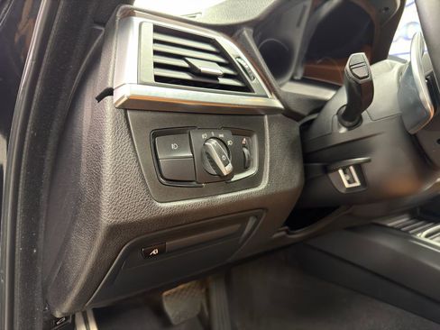 Used 2019 BMW 440i xDrive Convertible w/ M Sport Package image 22