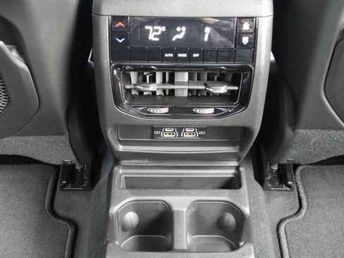 New 2026 Jeep Grand Cherokee L Laredo AWD/4WD image 26