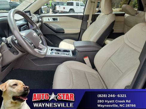 Used 2020 Ford Explorer Platinum w/ Premium Technology Package AWD/4WD image 11