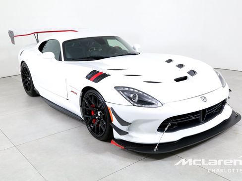 Used 2017 Dodge Viper ACR w/ Extreme Aero Package RWD image 3