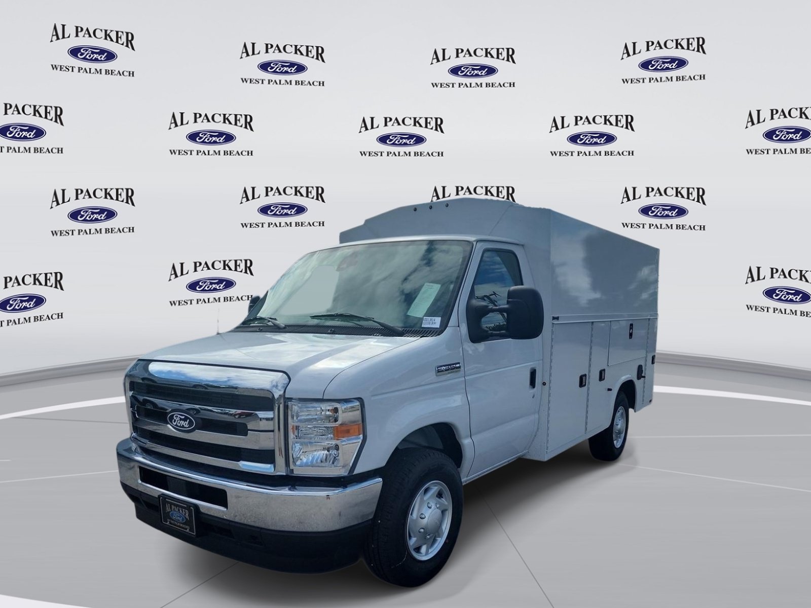 New 2027 Ford E-350 and Econoline 350 Super Duty w/ Power Equipment Group RWD image 1
