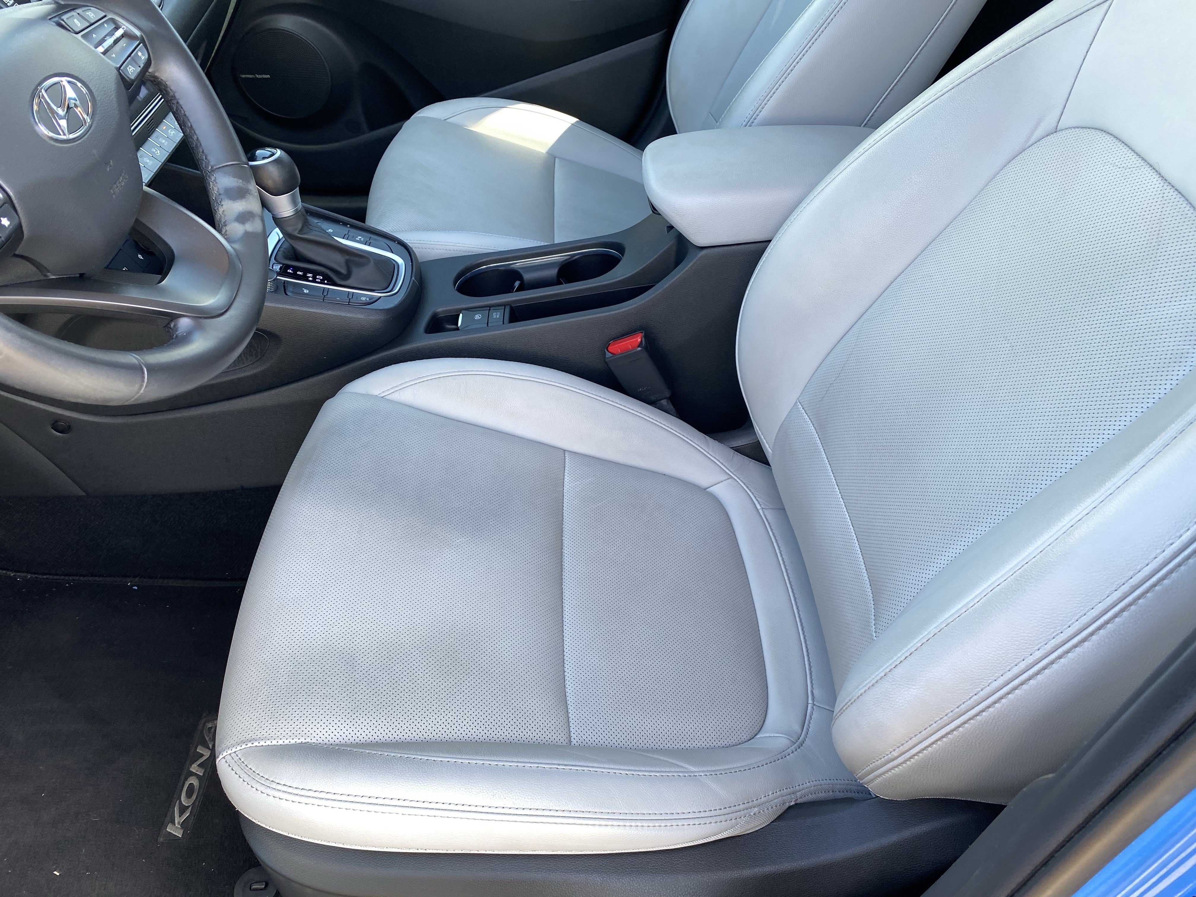 Certified 2022 Hyundai Kona Limited FWD image 17