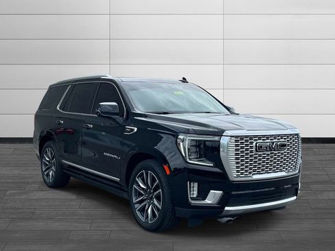 Used 2022 GMC Yukon Denali w/ Denali Ultimate Package AWD/4WD image 7