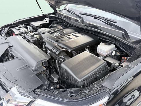 Used 2021 Nissan Armada SV w/ SV Appearance Package image 19