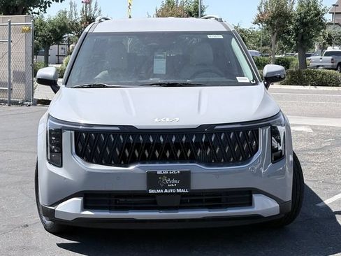 New 2026 Kia Carnival EX FWD image 2