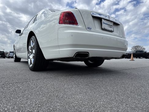Used 2012 Rolls-Royce Ghost image 8