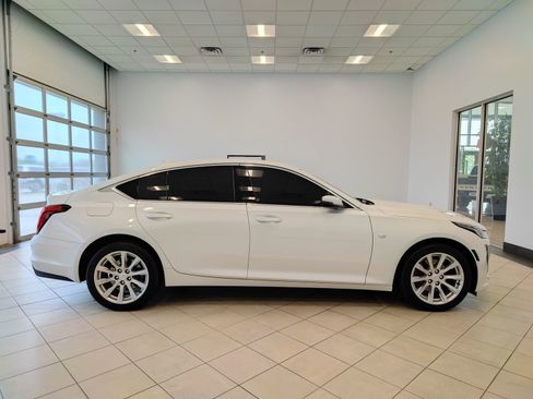 Used 2024 Cadillac CT5 Luxury w/ Cold Weather Package AWD/4WD image 17