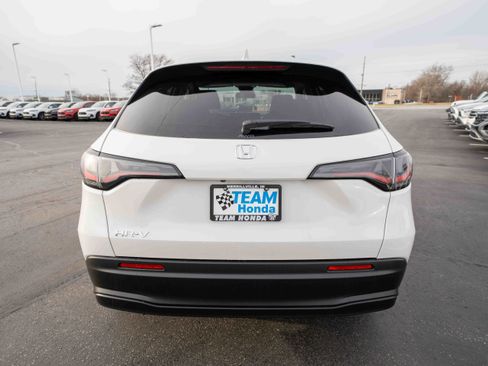 New 2026 Honda HR-V LX image 5
