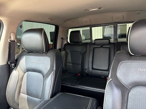 Used 2022 RAM 1500 Laramie AWD/4WD image 28