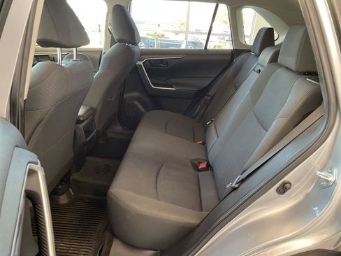 Used 2019 Toyota RAV4 LE w/ All Weather Liner Package AWD/4WD image 6